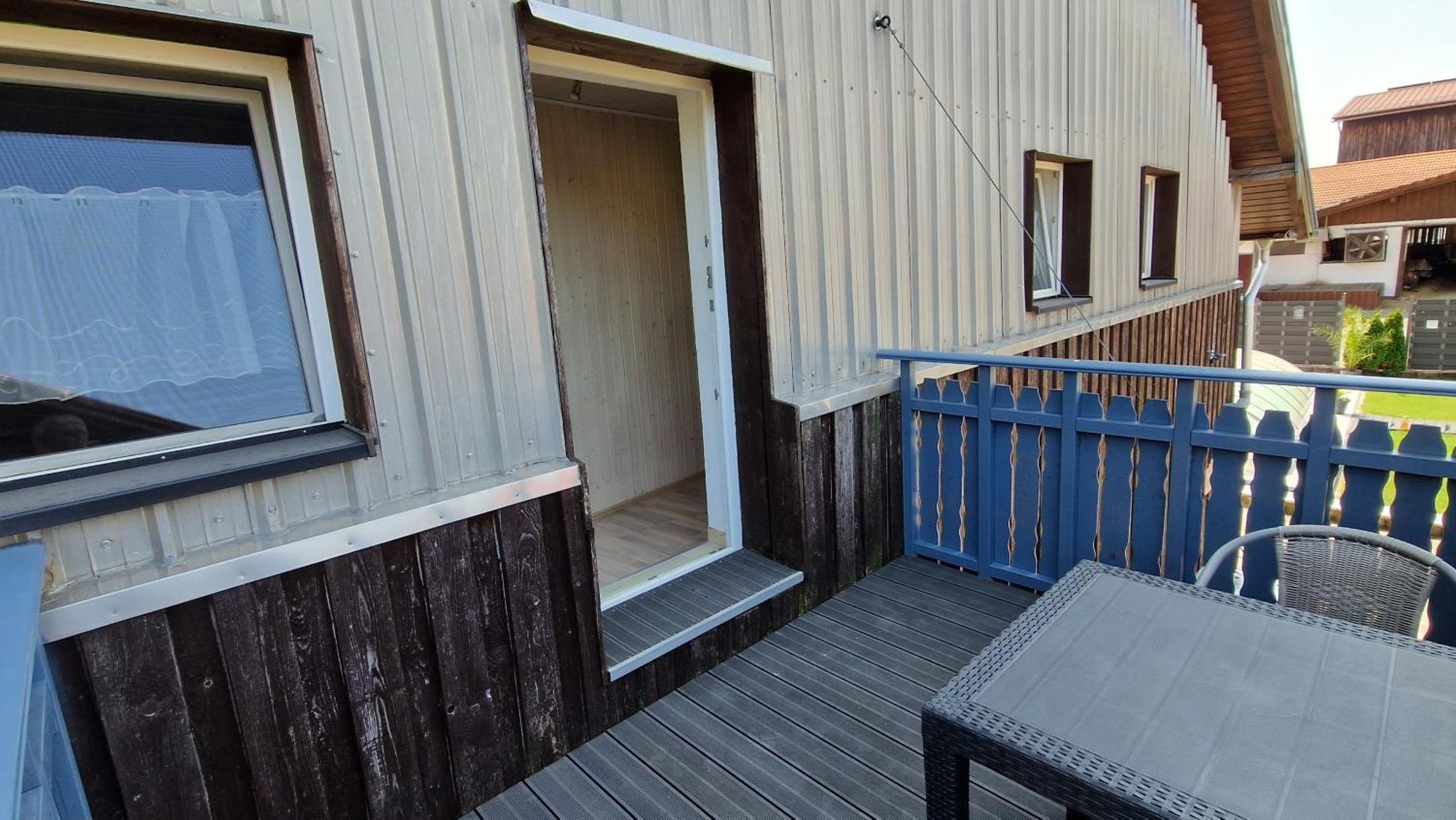 Amw Apartment Legau